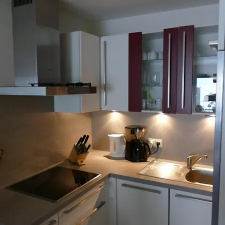 Am Goldbach Pool Sauna Apartamento *