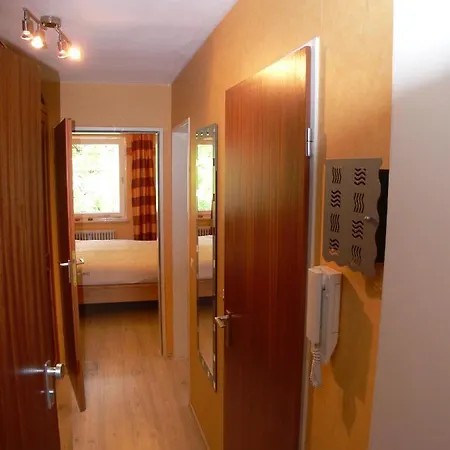 Am Goldbach Pool Sauna Apartamento *
