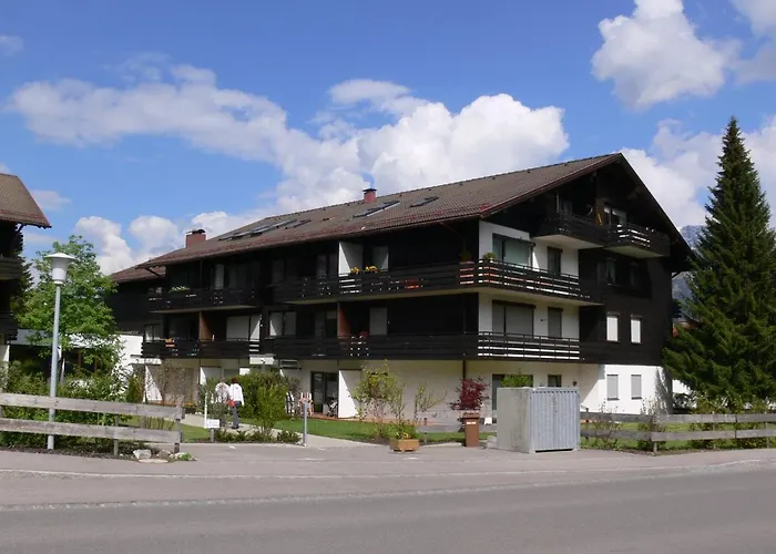 Am Goldbach Pool Sauna Obermaiselstein
