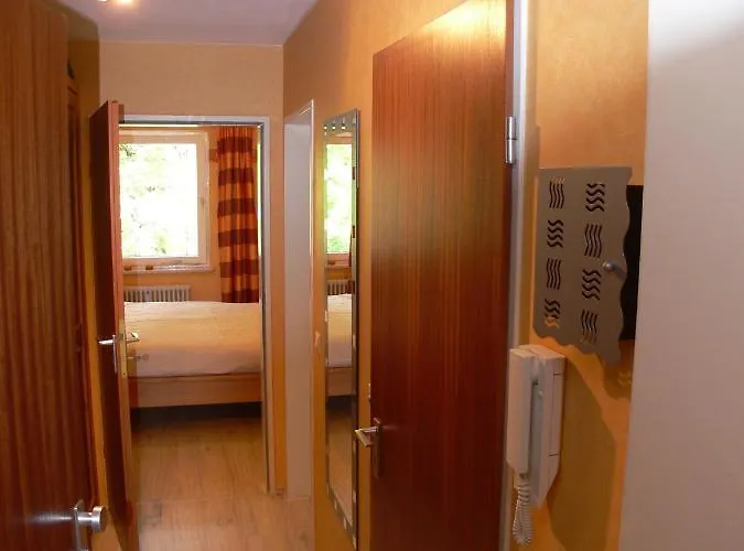 Am Goldbach Pool Sauna Apartamento *